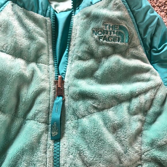 Children's size 5 The North Face coat in good used condition - Picture 3 of 5